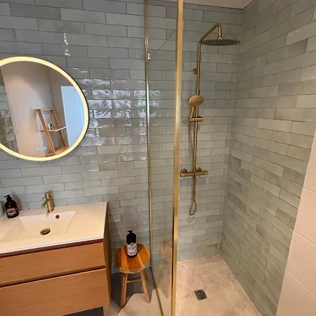 Сasa de vacaciones La Petite Maison Du Quai - Face A La Sevre Niort