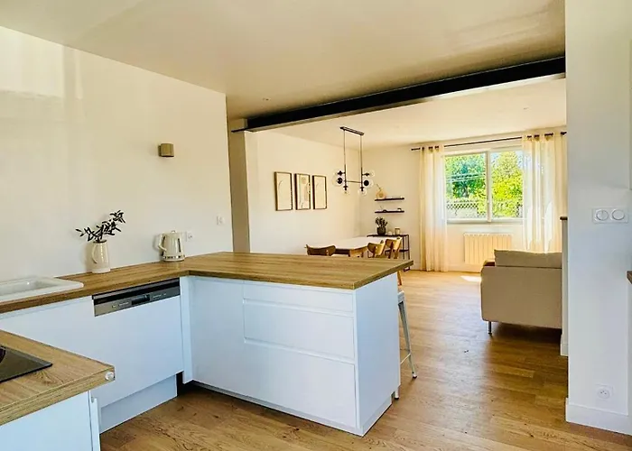 La Petite Maison Du Quai - Face A La Sevre Niort